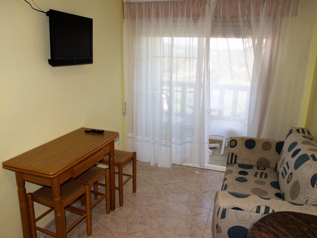 Apartamentos Barrosa Vera Oda fotoğraf